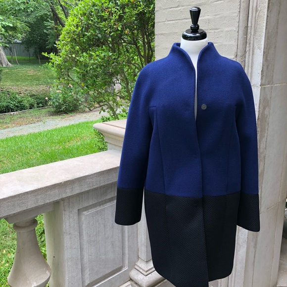 ⭐️🆕[Elie Tahari] Cobalt & Black Winter Coat - Picture 2 of 7